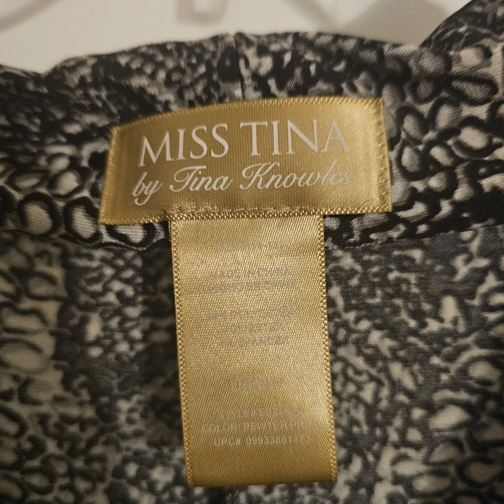 Miss Tina Black and Gray Midi Dress - Picture 3 of 4